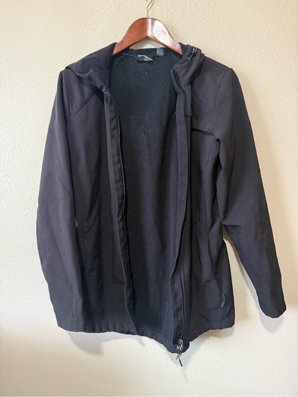 New Balance Black Hooded Windbreaker Jacket